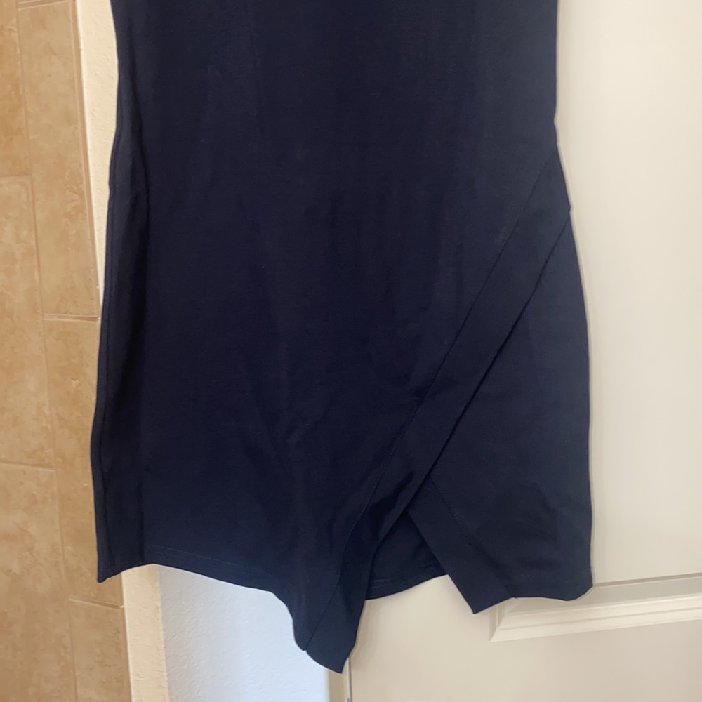 Dress - Picture 2 of 6